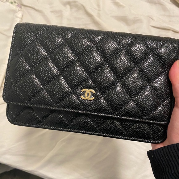 Chanel Wallet on chain - Picture 3 of 5